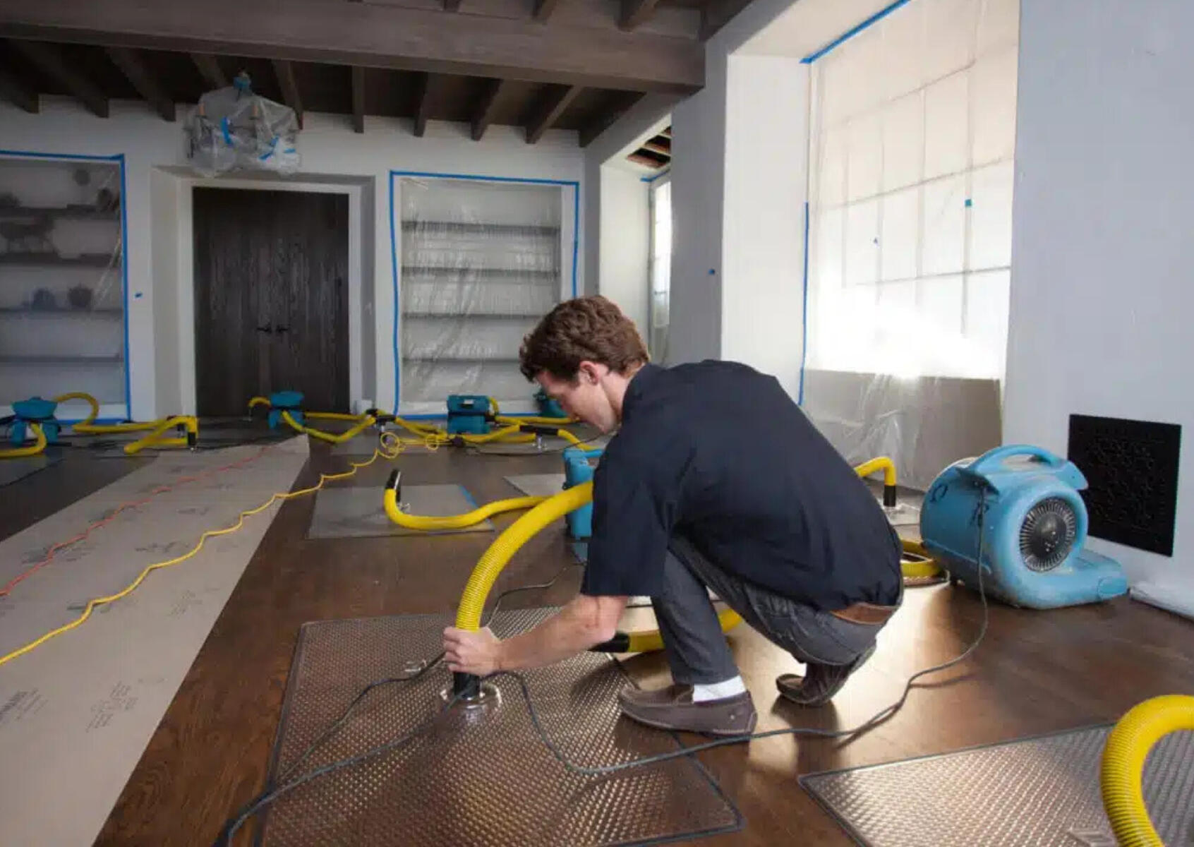 CALGARY FLOOD DAMAGE REPAIR CALGARY FLOOD DAMAGE REPAIR